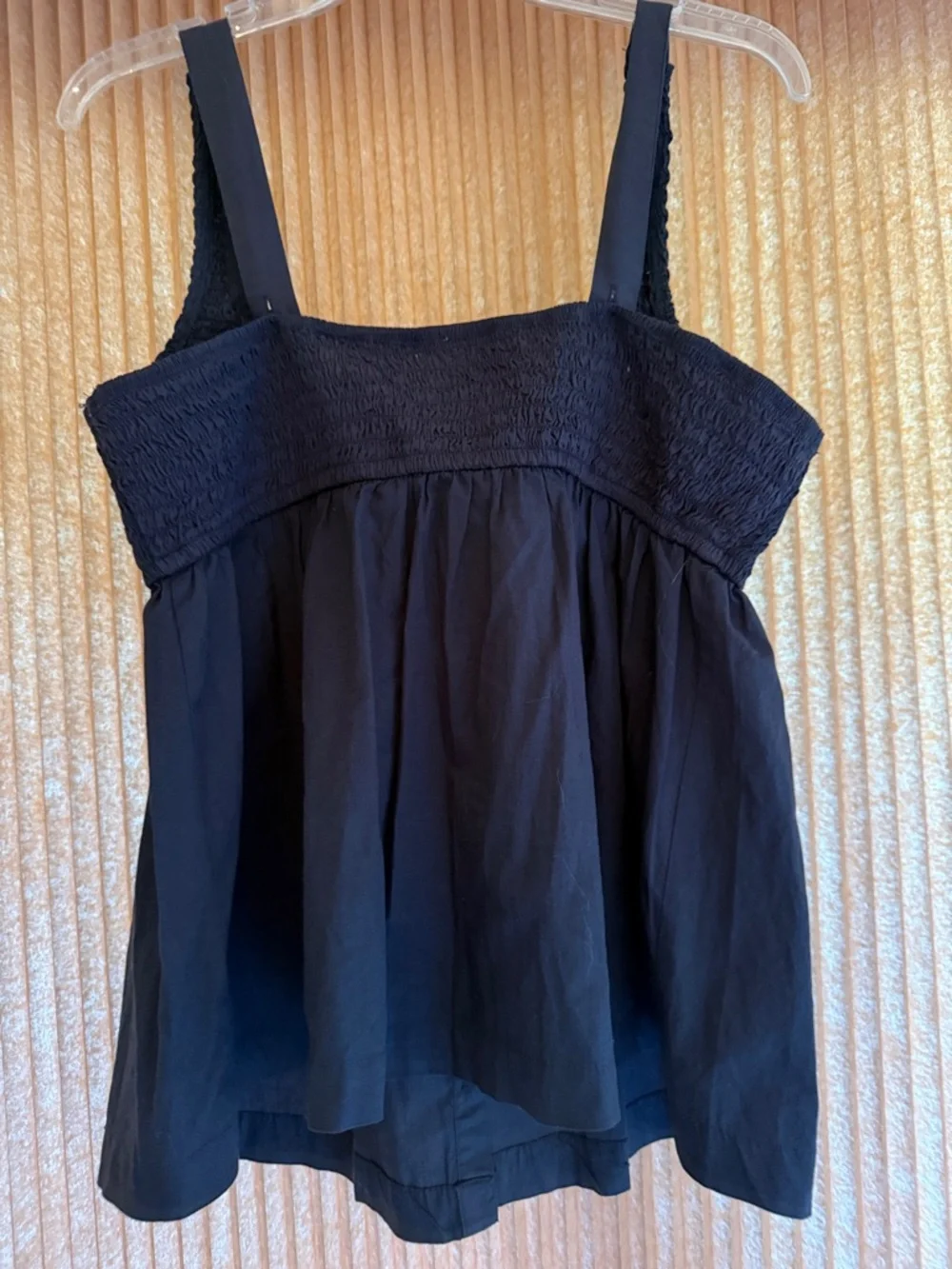 Free People Women’s Zola Black Sleeveless Smocked Button-Front Top - Picture 3 of 6